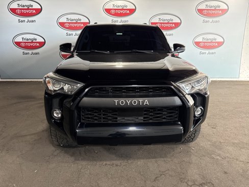 Used 2020 Toyota 4Runner SR5 image 2