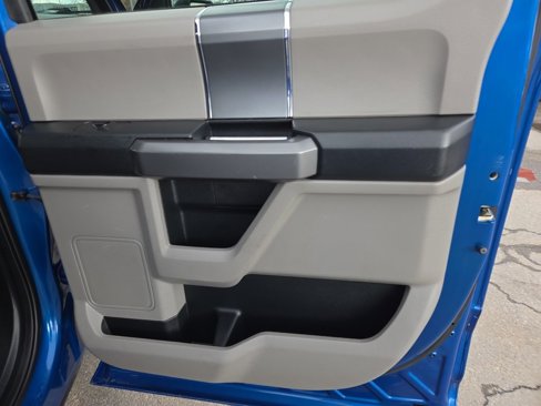 Used 2017 Ford F150 XLT image 39