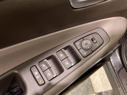 Used 2020 Hyundai Santa Fe SEL w/ Convenience Package image 28
