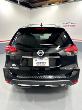 Used 2017 Nissan Rogue SV image 8