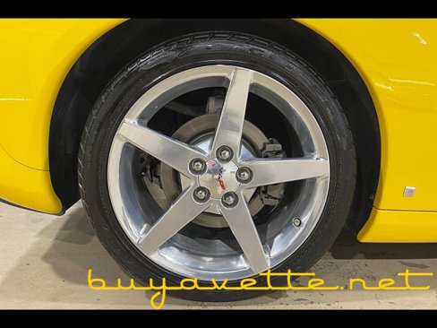 Used 2006 Chevrolet Corvette Convertible w/ Preferred Equipment Group image 15