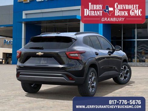 New 2025 Chevrolet Trax LT image 5
