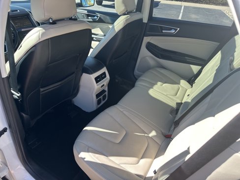 Used 2015 Ford Edge Titanium w/ Equipment Group 302A image 17