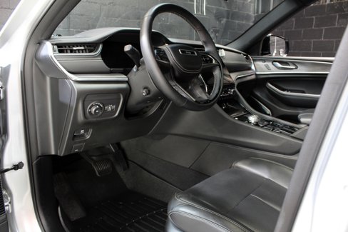 Used 2021 Jeep Grand Cherokee L Overland w/ Advanced Protech Group III image 29