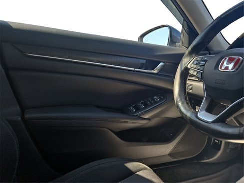 Used 2019 Honda Accord EX image 15