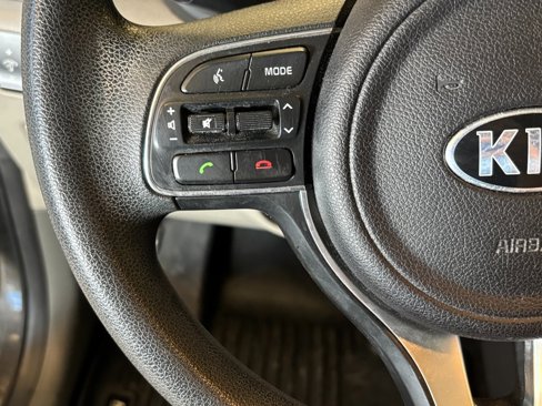 Used 2017 Kia Sportage LX w/ LX Popular Package image 10
