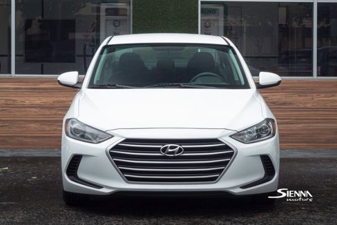 Used 2018 Hyundai Elantra SE image 5