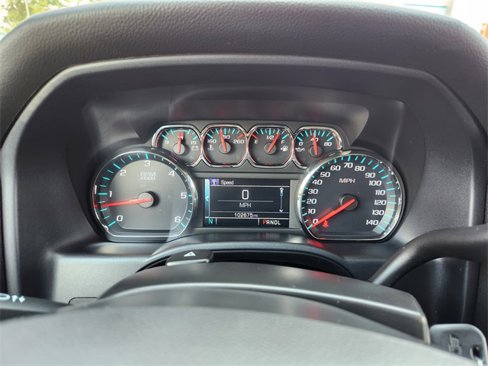 Used 2018 Chevrolet Silverado 1500 LT w/ All Star Edition image 23