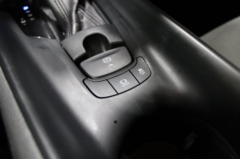Used 2020 Toyota C-HR LE image 23