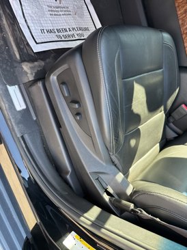 Used 2018 Chevrolet Suburban Premier image 12