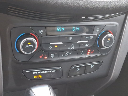 Used 2019 Ford Escape SEL image 17