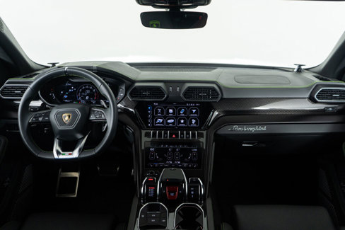 Used 2022 Lamborghini Urus image 21