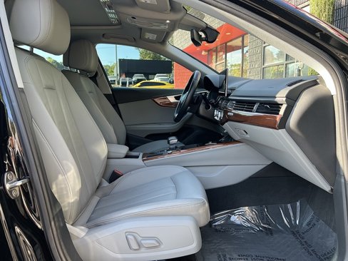 Used 2021 Audi A4 2.0T Premium Plus w/ Premium Plus Package image 30