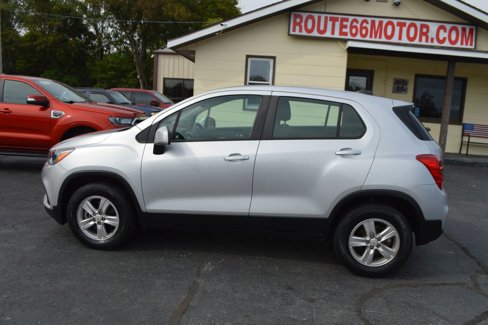 Used 2018 Chevrolet Trax LS image 3
