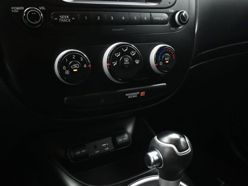 Used 2018 Kia Soul image 16