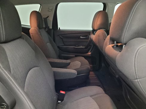 Used 2017 Chevrolet Traverse LT image 19