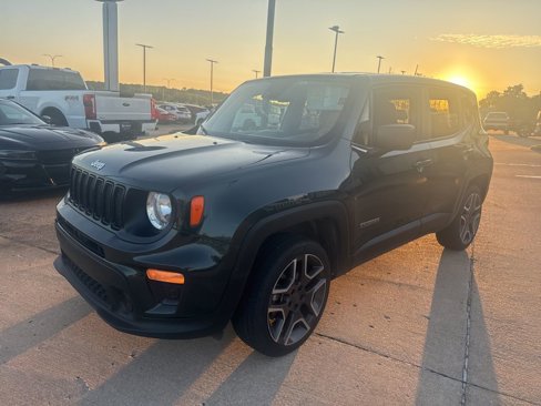 Used 2021 Jeep Renegade Sport image 10