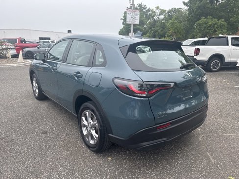 Used 2023 Honda HR-V LX image 6