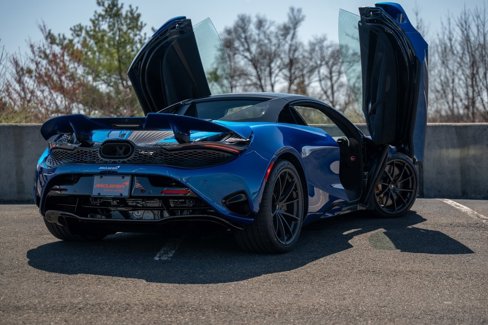 New 2025 McLaren 750S Spider image 20