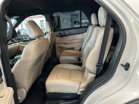 Used 2019 Ford Explorer Limited w/ Ford Safe & Smart Package image 37