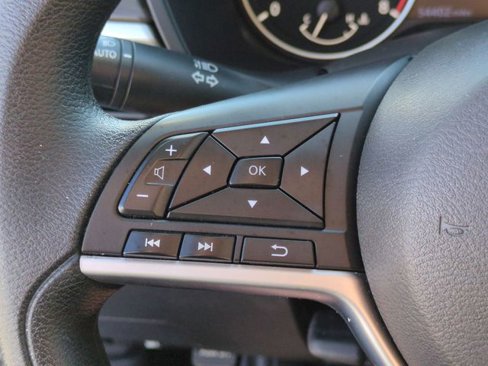Used 2023 Nissan Altima 2.5 SV image 17