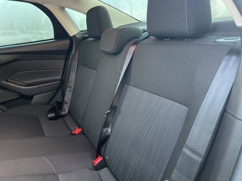 Used 2018 Ford Focus SE image 27