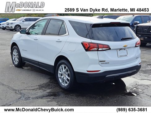 Used 2023 Chevrolet Equinox LT w/ Driver Convenience Package image 3