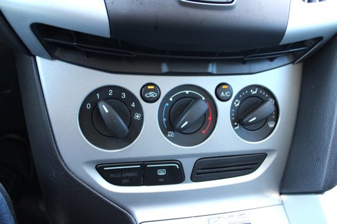 Used 2012 Ford Focus SE image 22