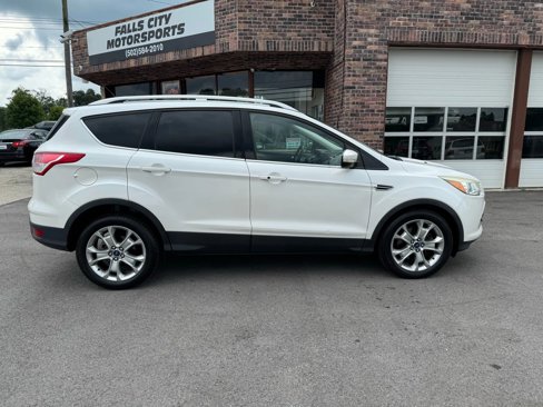 Used 2015 Ford Escape Titanium image 16