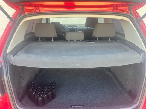 Used 2012 Volkswagen Golf TDI image 9