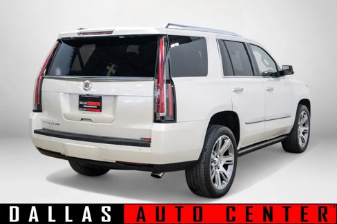 Used 2015 Cadillac Escalade Premium image 4