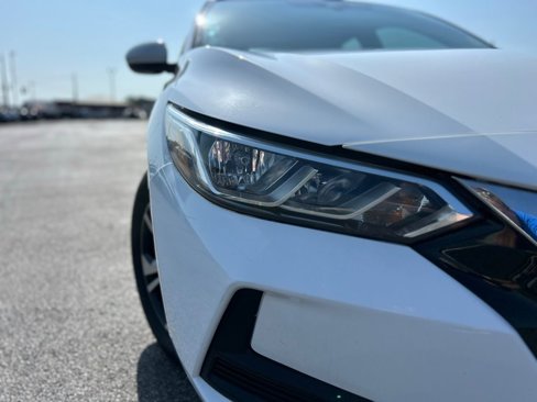 Used 2021 Nissan Sentra SV image 9