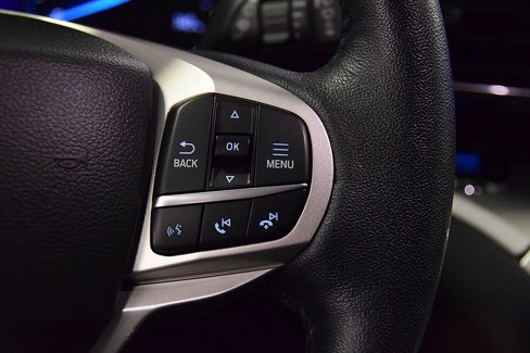 Used 2022 Ford Explorer XLT w/ Equipment Group 202A image 22