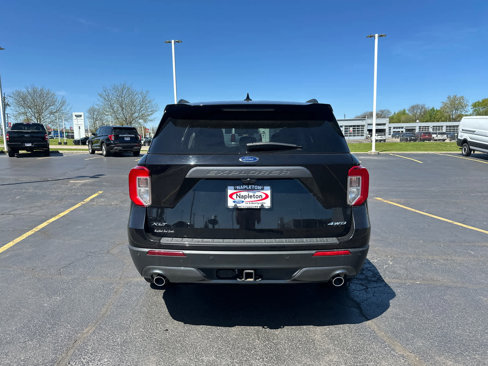 Used 2021 Ford Explorer XLT w/ Equipment Group 202A image 7