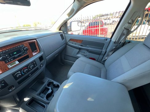 Used 2006 Dodge Ram 2500 Truck SLT image 28