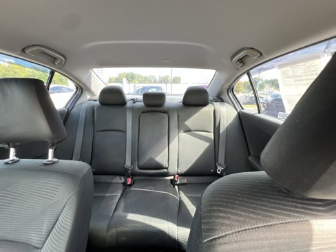 Used 2016 Honda Accord LX image 5