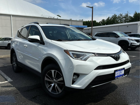 Used 2018 Toyota RAV4 XLE w/ Plus Extra Value Package image 33