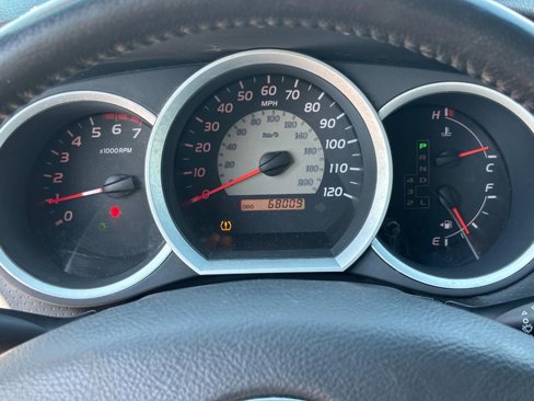 Used 2010 Toyota Tacoma 4x4 Access Cab V6 image 15