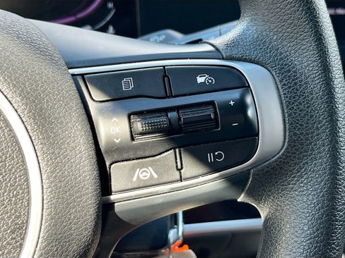 Certified 2024 Kia Sportage LX image 32