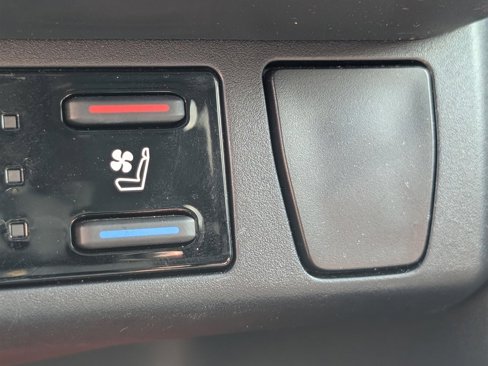Used 2019 Toyota RAV4 Adventure image 27