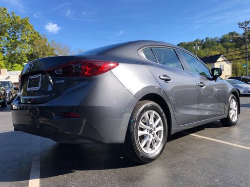 Used 2016 MAZDA MAZDA3 i Sport w/ Preferred Equipment Package image 5