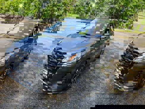 Used 2021 Nissan Kicks SV image 4