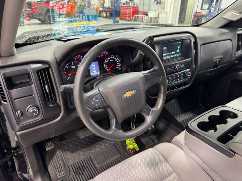 Used 2019 Chevrolet Silverado 1500 Custom w/ Custom Convenience Package image 4