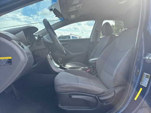 Used 2016 Hyundai Elantra SE w/ Option Group 02 image 11