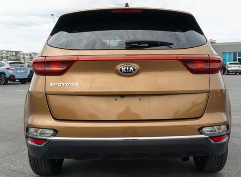 Used 2020 Kia Sportage LX image 7
