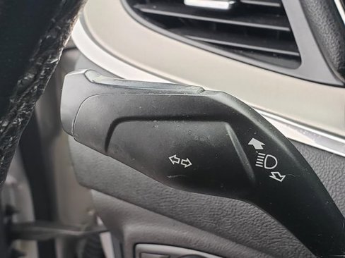 Used 2017 Lincoln MKC Premiere image 30