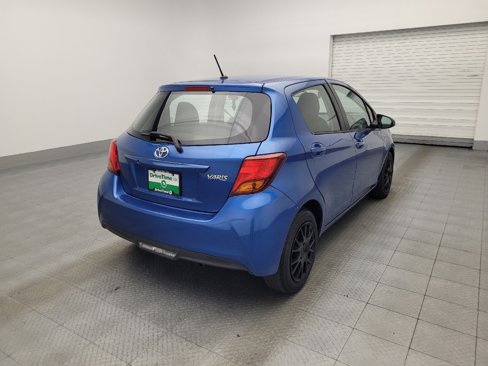 Used 2015 Toyota Yaris L image 9