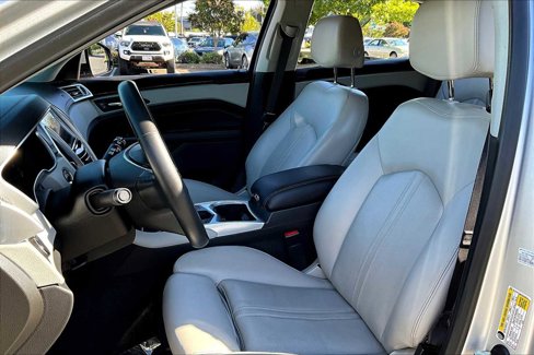 Used 2015 Cadillac SRX Luxury image 7