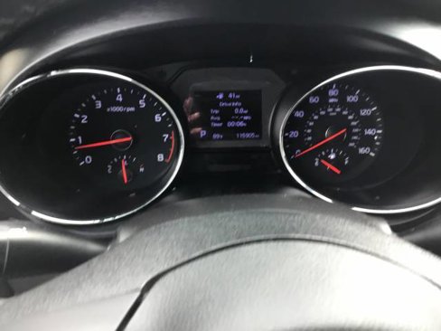 Used 2020 Kia Sedona EX image 16