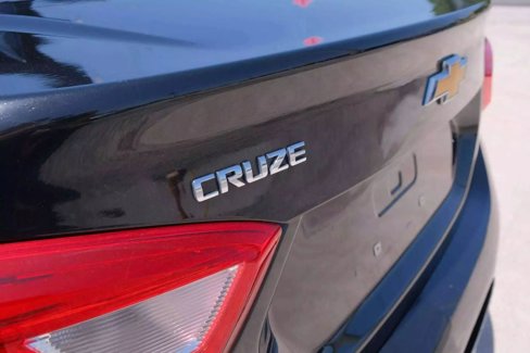 Used 2017 Chevrolet Cruze LT w/ Convenience Package image 15